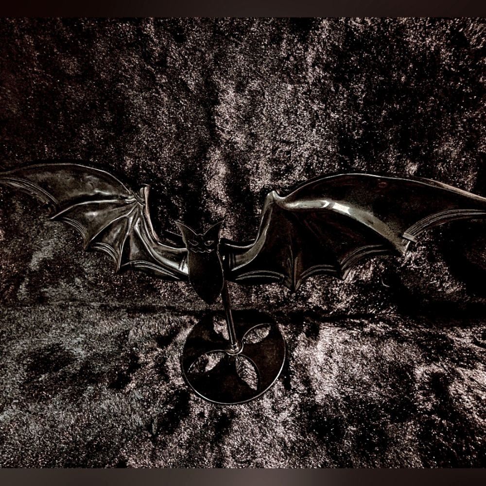 XL Obsidan Bat Wings